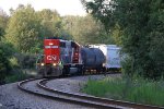 GTW 5931 comes around the curve as L549 exits Kilgore Yard to begin its work at the local industries